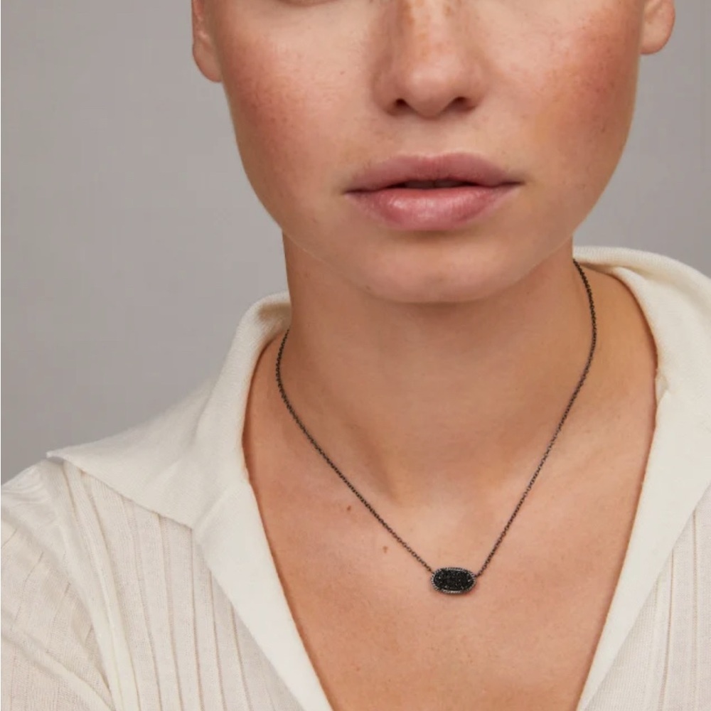 Kendra Scott Elisa Pendant Necklace in Black Drusy - Picture 4 of 4